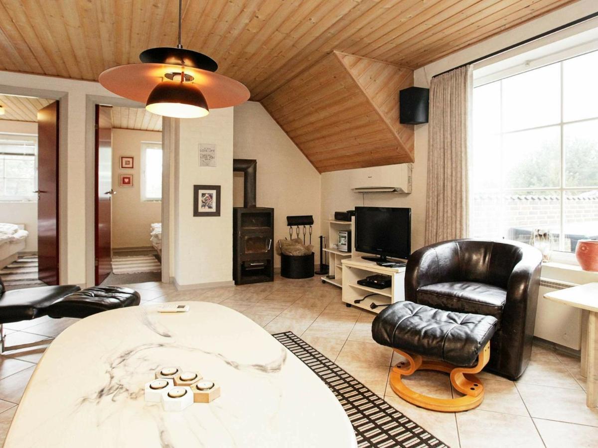 10 Person Holiday Home In Bl Vand Blåvand Værelse billede